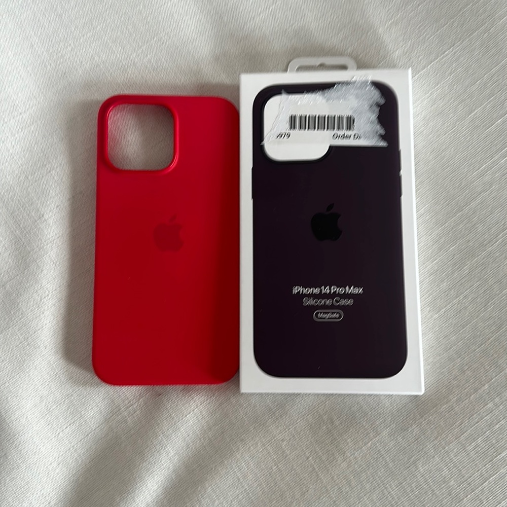 iPhone 14 Pro Max MagSafe cases